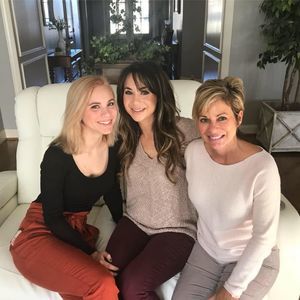 Meet your Posher, Ava